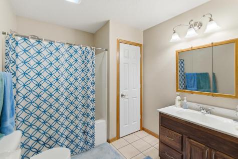 120 Palmer Path Mankato MN 56001