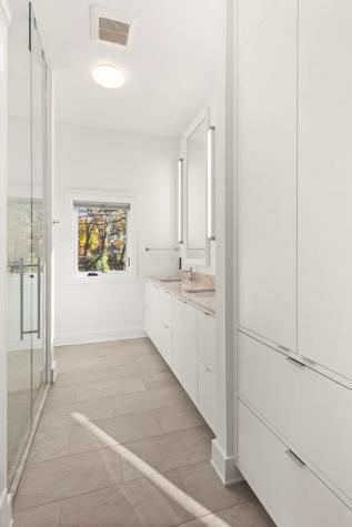 2700 W Lake Of The Isles Parkway Minneapolis MN 55416