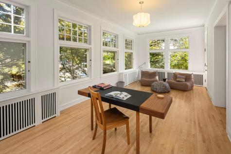 2700 W Lake Of The Isles Parkway Minneapolis MN 55416