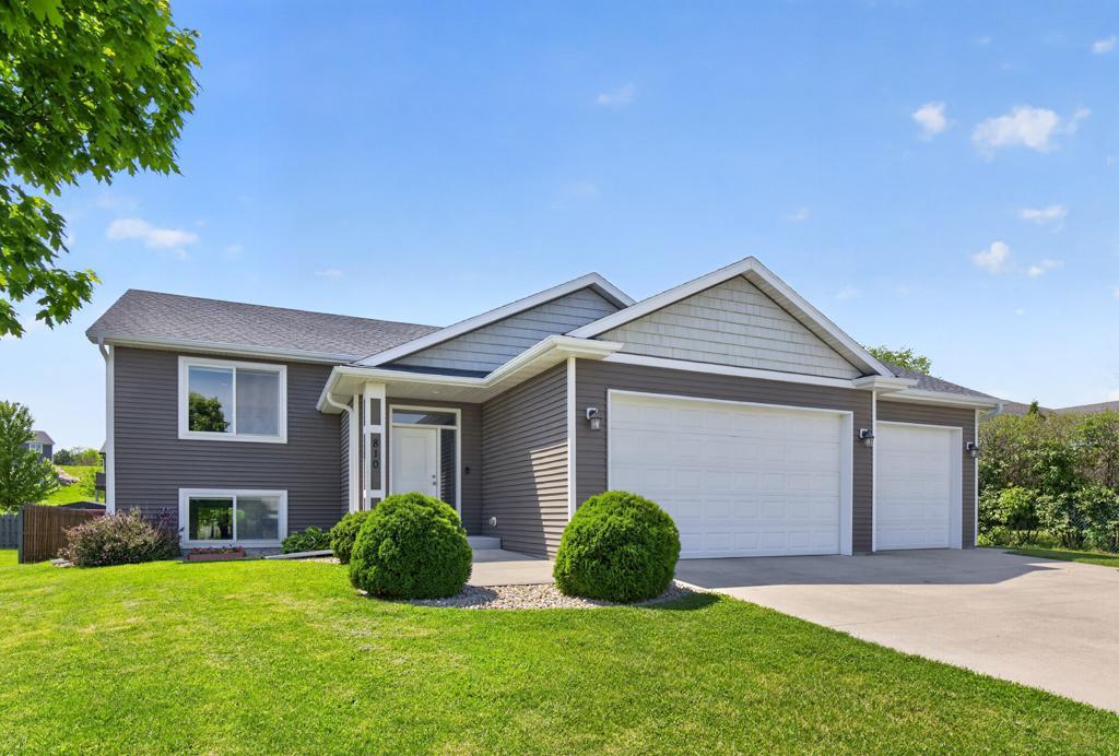 810 8th Avenue SW Pine Island MN 55963