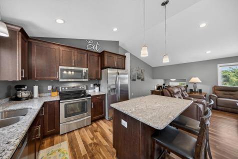 810 8th Avenue SW Pine Island MN 55963