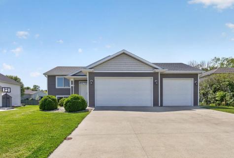 810 8th Avenue SW Pine Island MN 55963