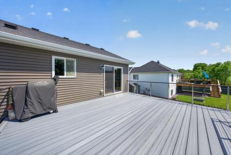 810 8th Avenue SW Pine Island MN 55963