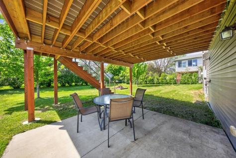 810 8th Avenue SW Pine Island MN 55963