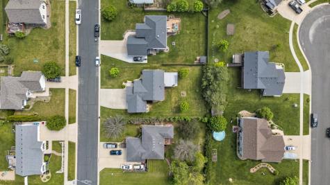 810 8th Avenue SW Pine Island MN 55963