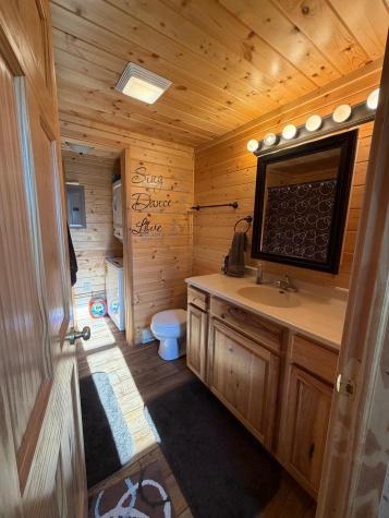 304 N Main Street N Gwinner ND 58040