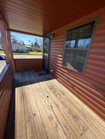 304 N Main Street N Gwinner ND 58040