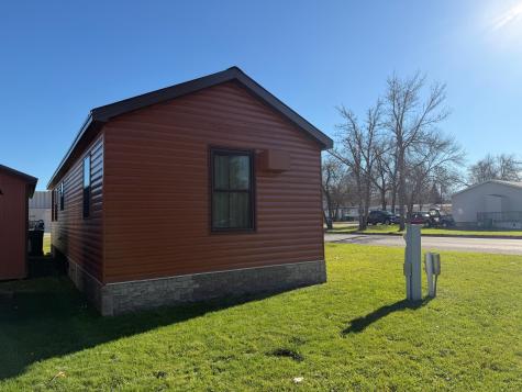 304 N Main Street N Gwinner ND 58040