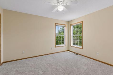 7944 Stratford Circle N Shakopee MN 55379