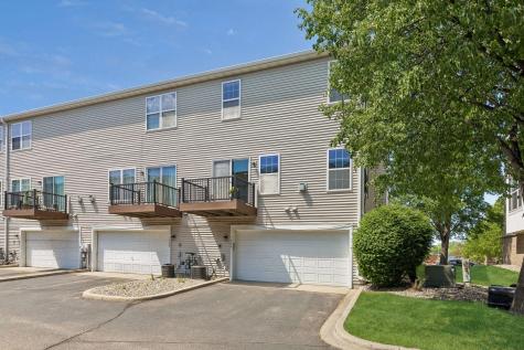 7944 Stratford Circle N Shakopee MN 55379