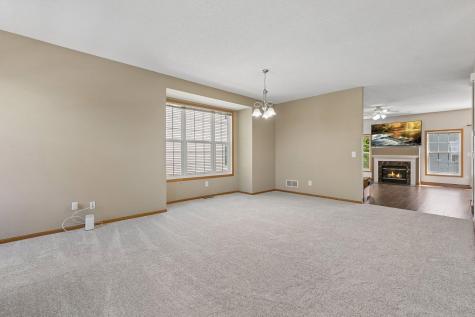 7944 Stratford Circle N Shakopee MN 55379