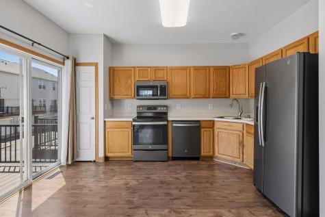 7944 Stratford Circle N Shakopee MN 55379