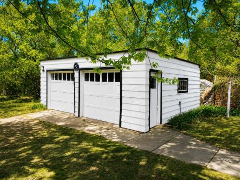1016 S 6th Street Brainerd MN 56401