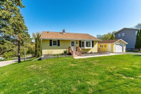 326 W Gustavus Avenue Fergus Falls MN 56537