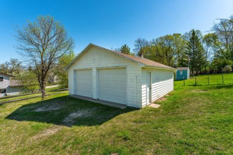 326 W Gustavus Avenue Fergus Falls MN 56537