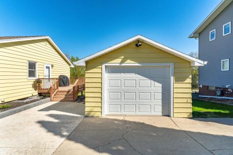 326 W Gustavus Avenue Fergus Falls MN 56537