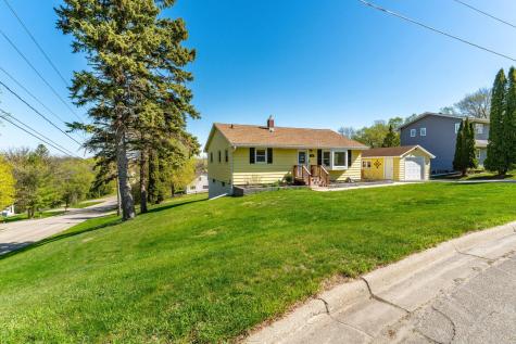 326 W Gustavus Avenue Fergus Falls MN 56537