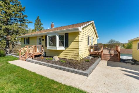 326 W Gustavus Avenue Fergus Falls MN 56537