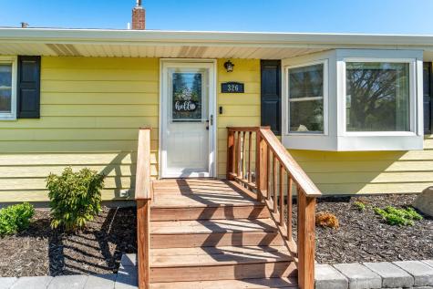 326 W Gustavus Avenue Fergus Falls MN 56537