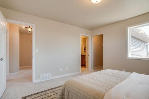 6810 32 Street S Fargo ND 58104