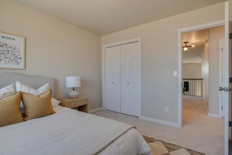 6810 32 Street S Fargo ND 58104