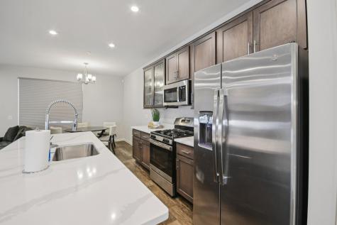 2278 Polar Way North Saint Paul MN 55109