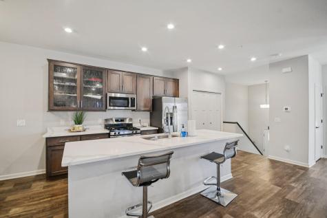 2278 Polar Way North Saint Paul MN 55109