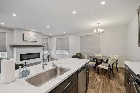 2278 Polar Way North Saint Paul MN 55109