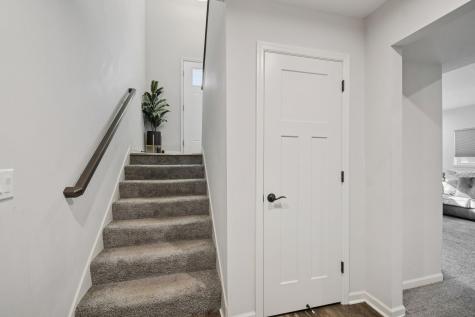 2278 Polar Way North Saint Paul MN 55109