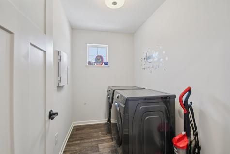 2278 Polar Way North Saint Paul MN 55109