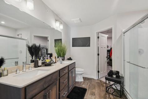 2278 Polar Way North Saint Paul MN 55109