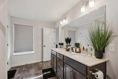 2278 Polar Way North Saint Paul MN 55109