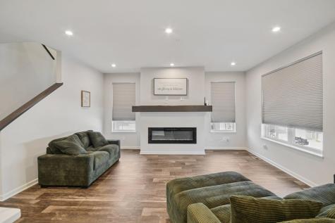 2278 Polar Way North Saint Paul MN 55109