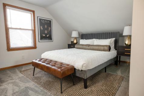 4064 Shoreline Drive Robbinsdale MN 55422