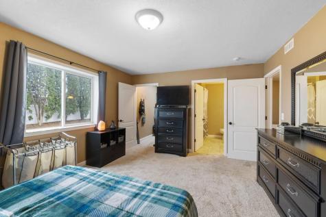 8196 Custers Trail Inver Grove Heights MN 55076