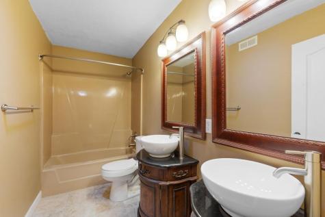 8196 Custers Trail Inver Grove Heights MN 55076