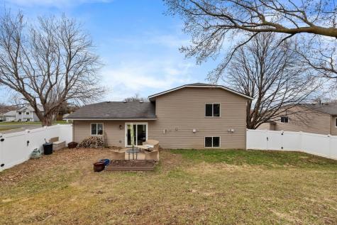 8196 Custers Trail Inver Grove Heights MN 55076
