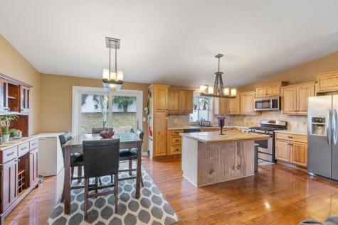 8196 Custers Trail Inver Grove Heights MN 55076