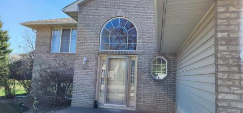 9509 Dogwood Avenue N Brooklyn Park MN 55443
