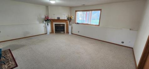 9509 Dogwood Avenue N Brooklyn Park MN 55443