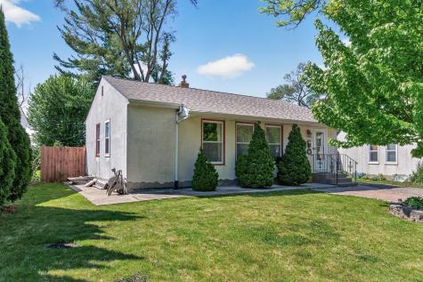 2144 Geranium Avenue E Saint Paul MN 55119