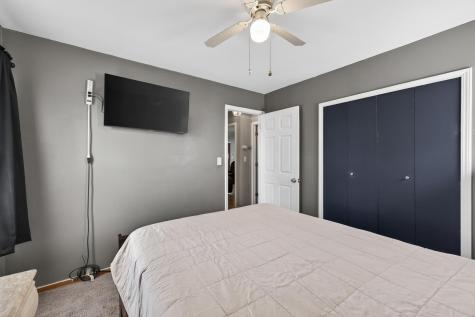 2144 Geranium Avenue E Saint Paul MN 55119