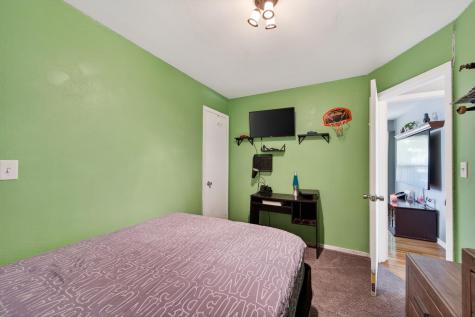 2144 Geranium Avenue E Saint Paul MN 55119