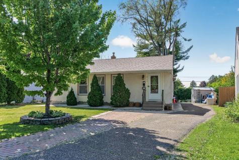 2144 Geranium Avenue E Saint Paul MN 55119