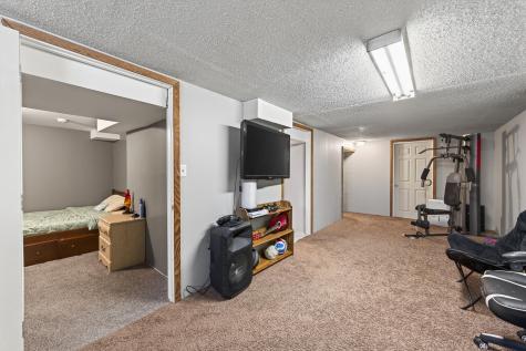 2144 Geranium Avenue E Saint Paul MN 55119