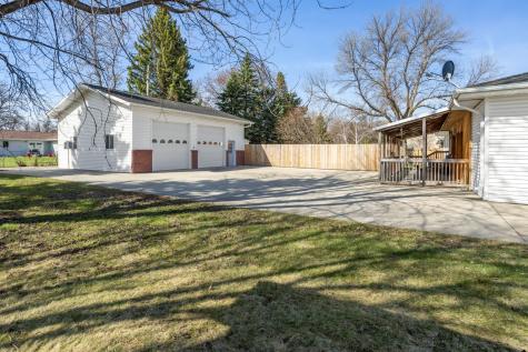 275 Crescent Drive Breckenridge MN 56520