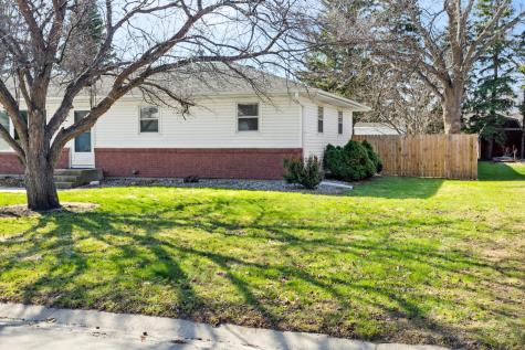 275 Crescent Drive Breckenridge MN 56520