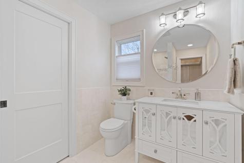 1108 Quebec Avenue N Golden Valley MN 55427