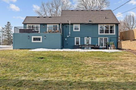 1108 Quebec Avenue N Golden Valley MN 55427