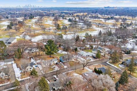 1108 Quebec Avenue N Golden Valley MN 55427